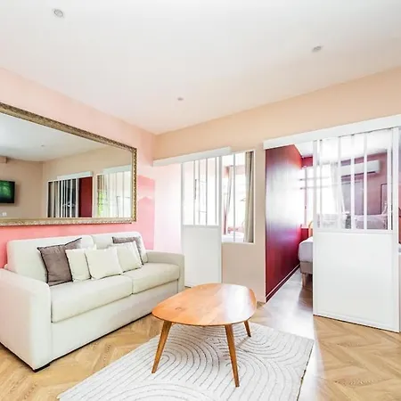 Superbe Rose Pour 6 Avec Sauna Apartment
